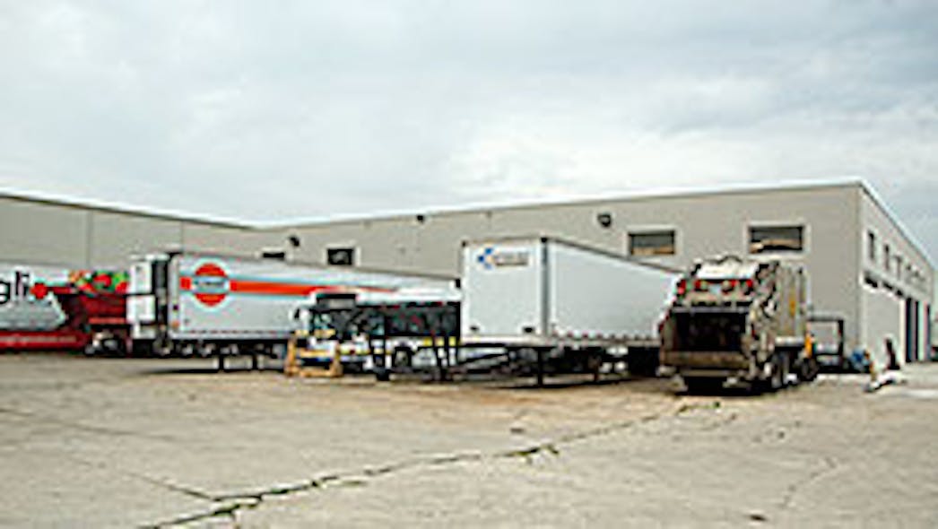 Trailer Bodybuilders Com Sites Trailer Bodybuilders com Files Uploads 2015 10 Royal Truck And Trailer O Thumb
