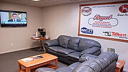 Trailer Bodybuilders Com Sites Trailer Bodybuilders com Files Uploads 2015 10 Royal Truck And Trailer S Thumb Trailer Bodybuilders Com Sites Trailer Bodybuilders com Files Uploads 2015 10 Royal Truck And Trailer S Thumb