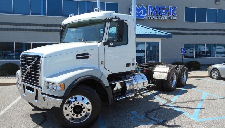 M&K Truck