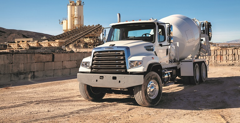 Freightliner 114SD