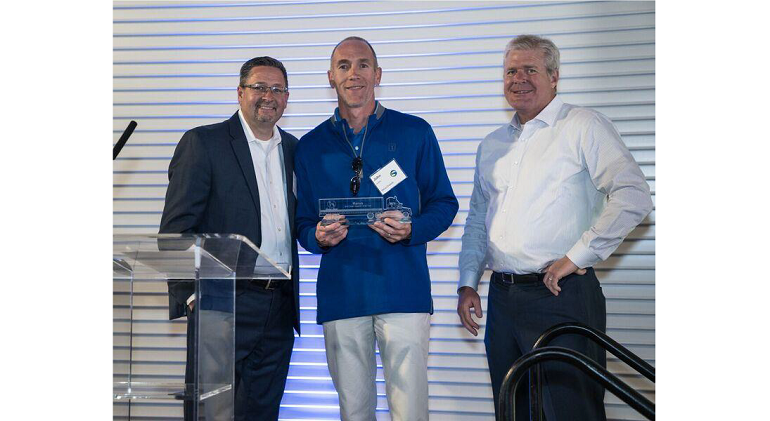 Manus supplier winners