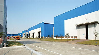 CIMC headquarters is in Shenzhen near Hong Kong Shenzhen is also home to the companyamprsquos Shenzhen CIMC Vehicles Company SCVC manufacturing complex Shown is part of the 898000 square feet that the company has under roof