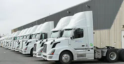 Truck sales Class 8 USE THIS