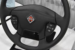 Forward-Controls.jpg Forward-Controls.jpg