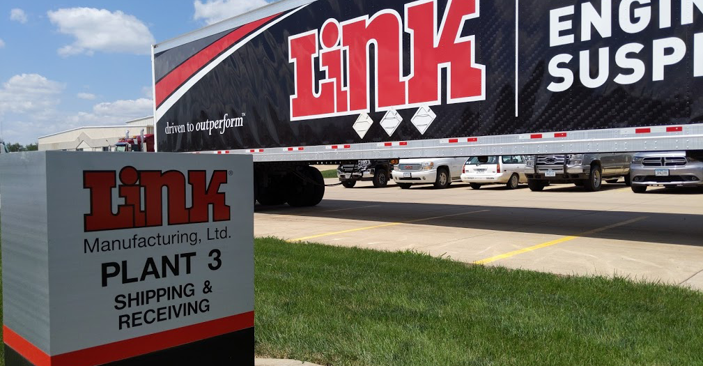 072519-Link-Mnfg-truck.png