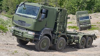アメリカ ビンテージ　プレスドスチール MACK ARMY TRUCK 330px-111-SC-32795_-_NARA_-