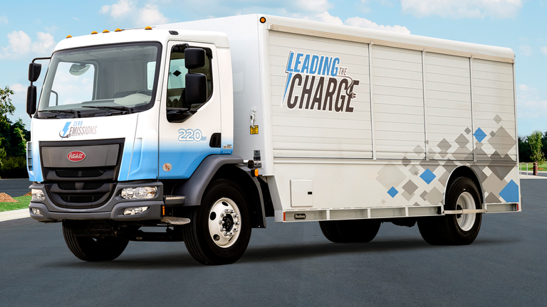 Peterbilt 220 Ev Dana Hero 5f43ba1352328