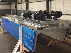 For ease of assembly, suspensions arrive already married to the axles and dressed with hubs, drums, slack adjusters and brake boosters. For ease of assembly, suspensions arrive already married to the axles and dressed with hubs, drums, slack adjusters and brake boosters.