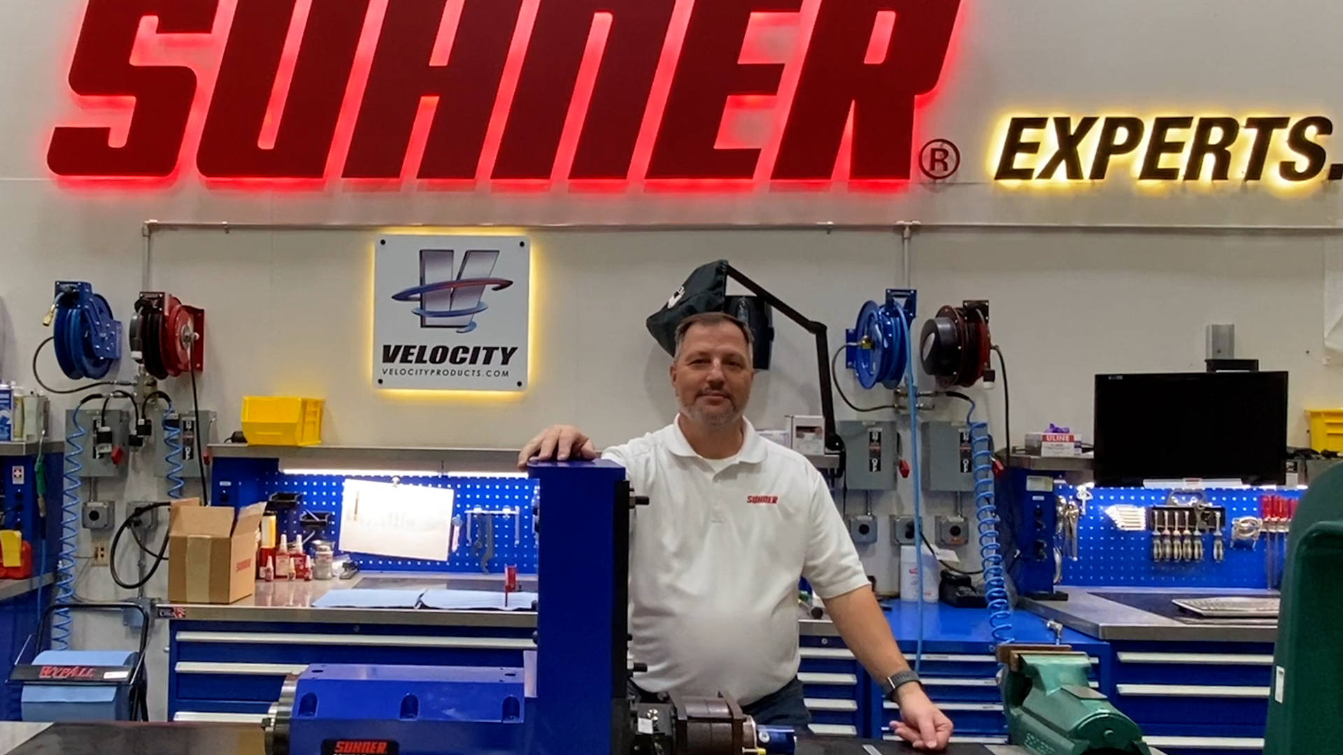 Suhner Vedeo Series 60b5734cd39cb