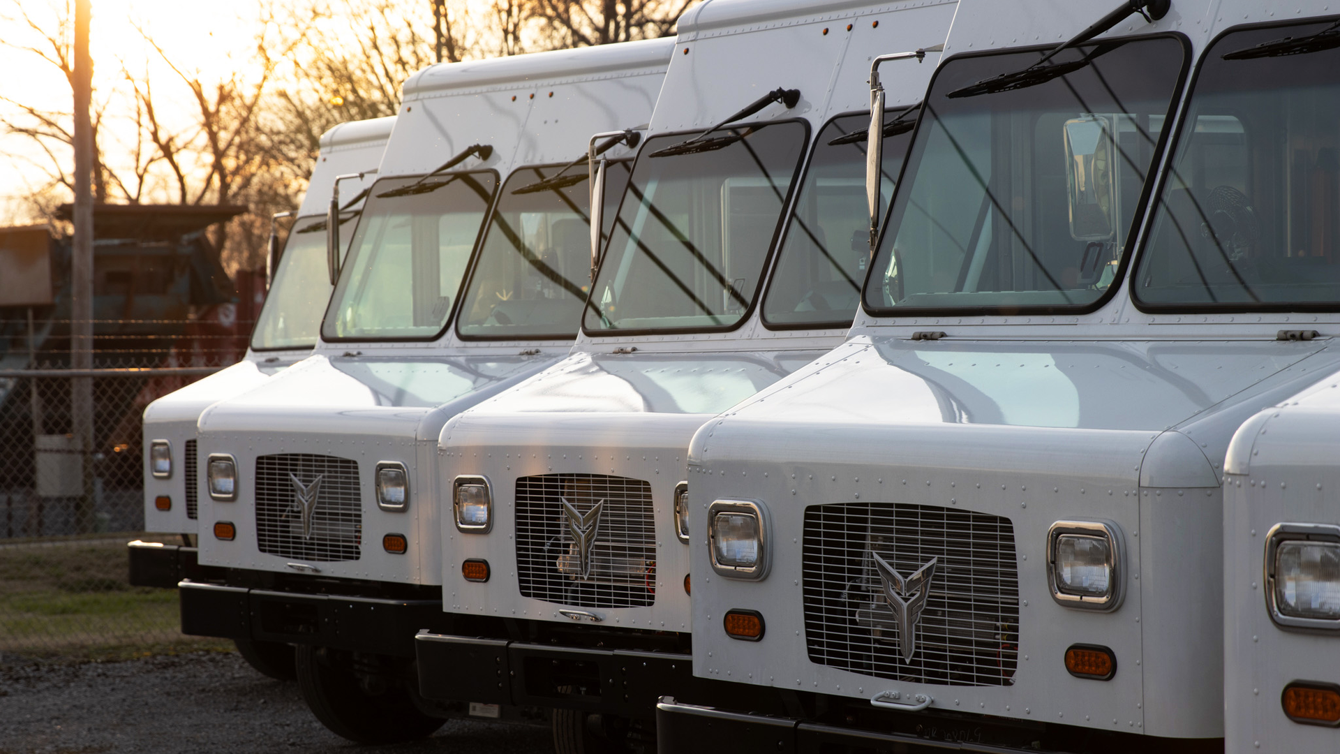 Xos Stepvan 6255894fc6a8d