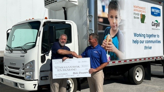 Nwa Food Bank Pic3 62db16c5e2c1e