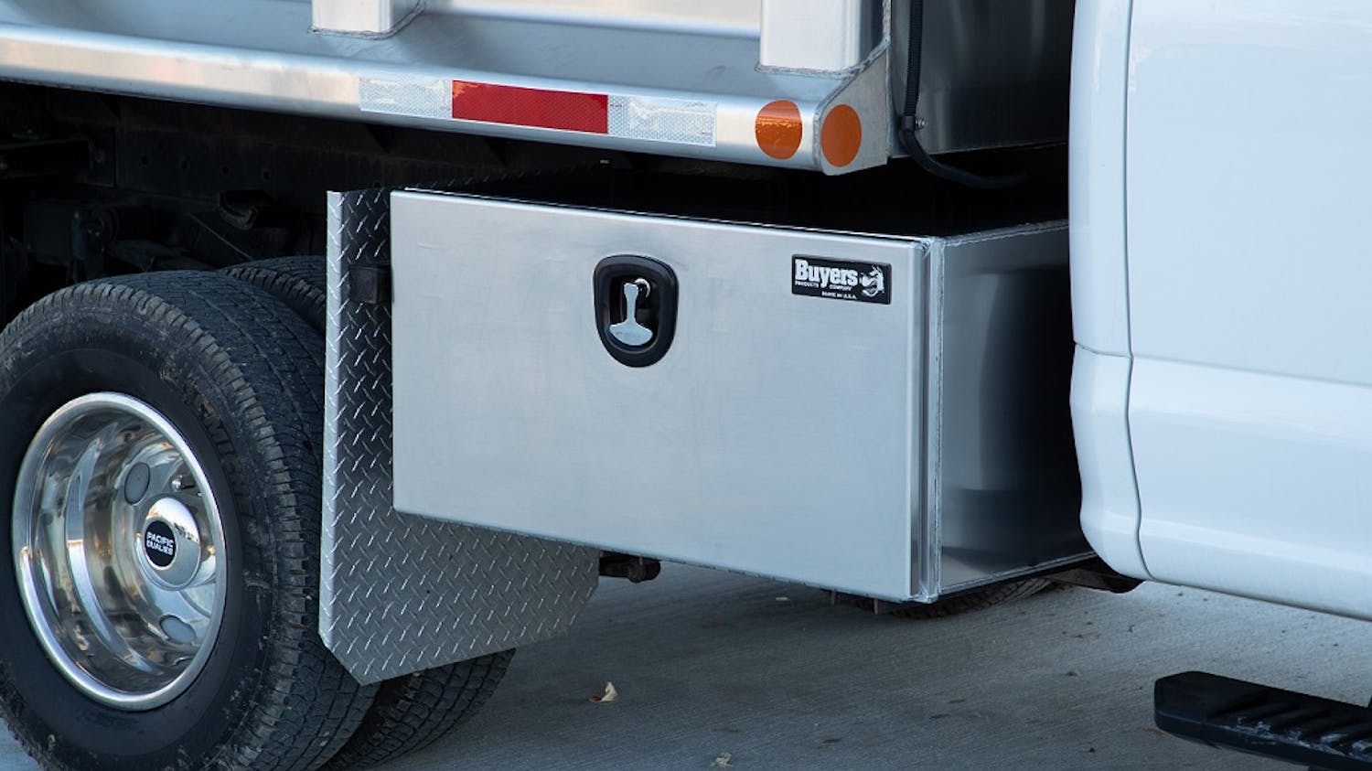 Truck tool box on trailer Clearance