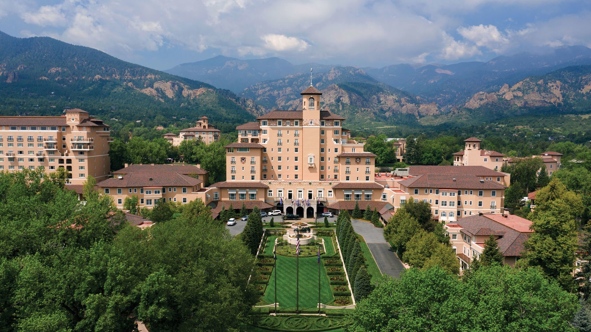 Ntda22 Broadmoor 63442cf00cdcb