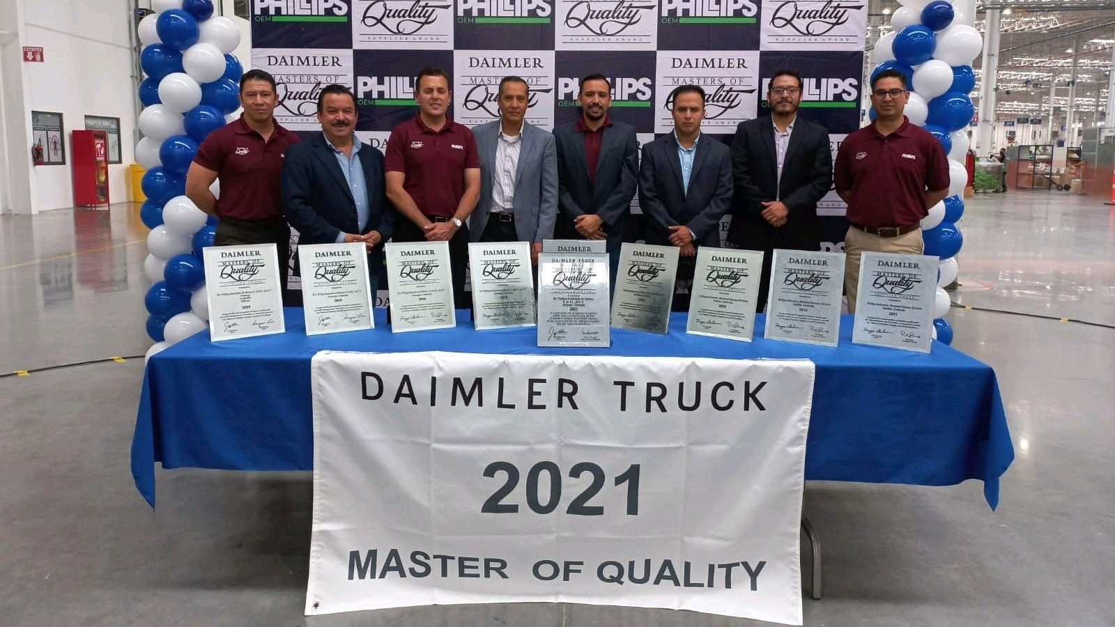 Phillips Dtna Mo Qaward 6349cfc1853b2