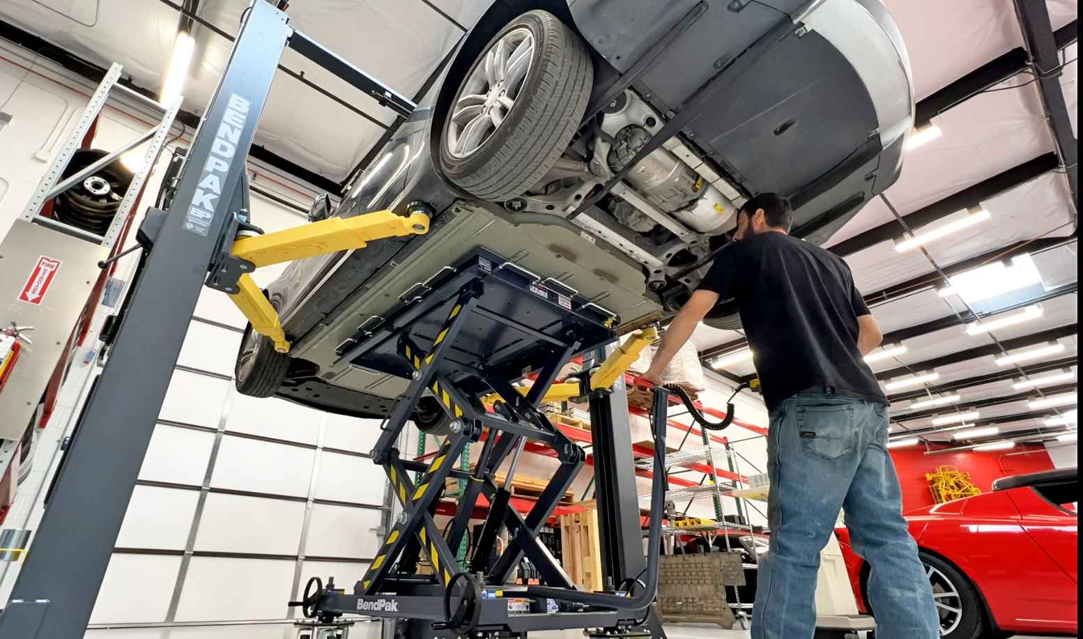 Bend Pak Mobi Evs In Use