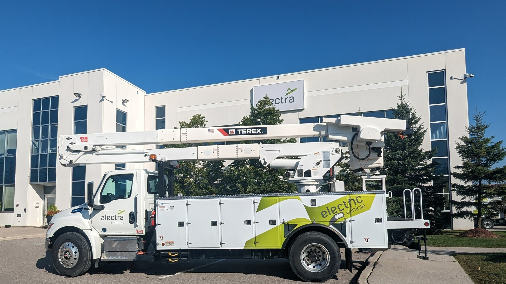 Alectra Inc Alectra Charges Forward With Its First All Electric 650a1905d8b63