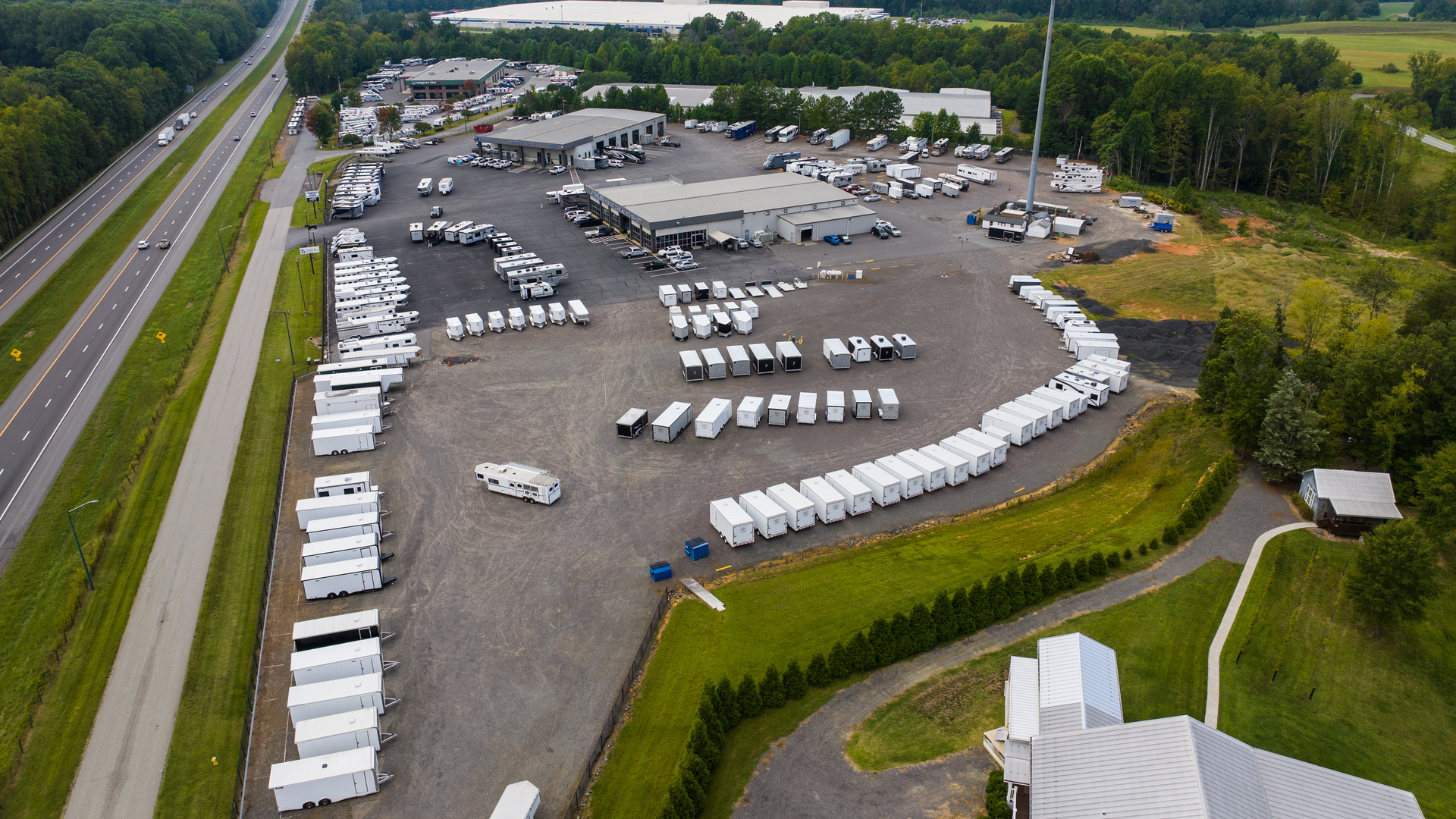 Trailers Of The East Coast Drone With Logo 6520740b12ebe