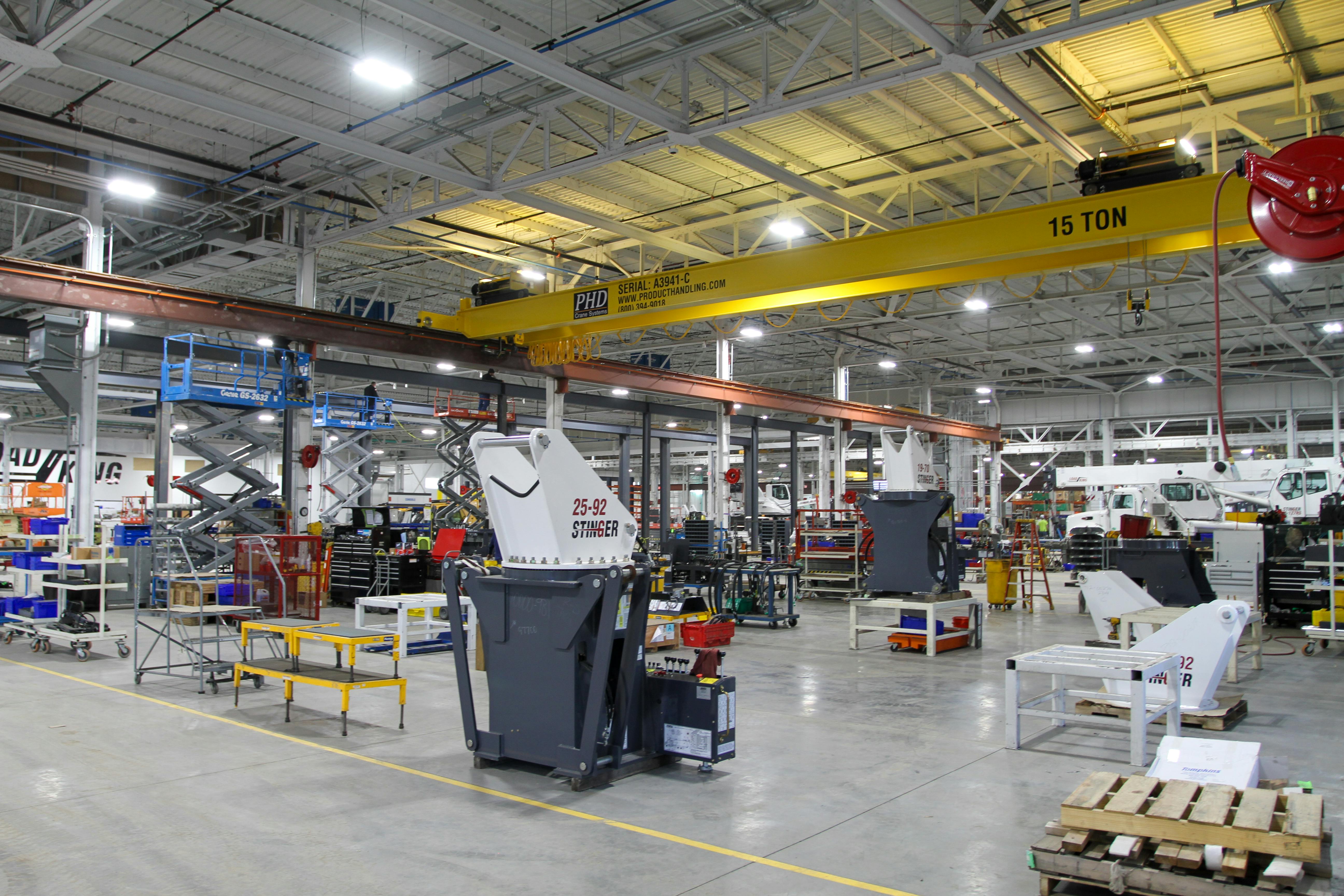 661d2928ab6dc0001e8f8625 Custom Truck One Source New Manufacturing Warehou