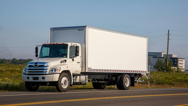 67476d5a6d58142d820e486d Victorytruckbody2