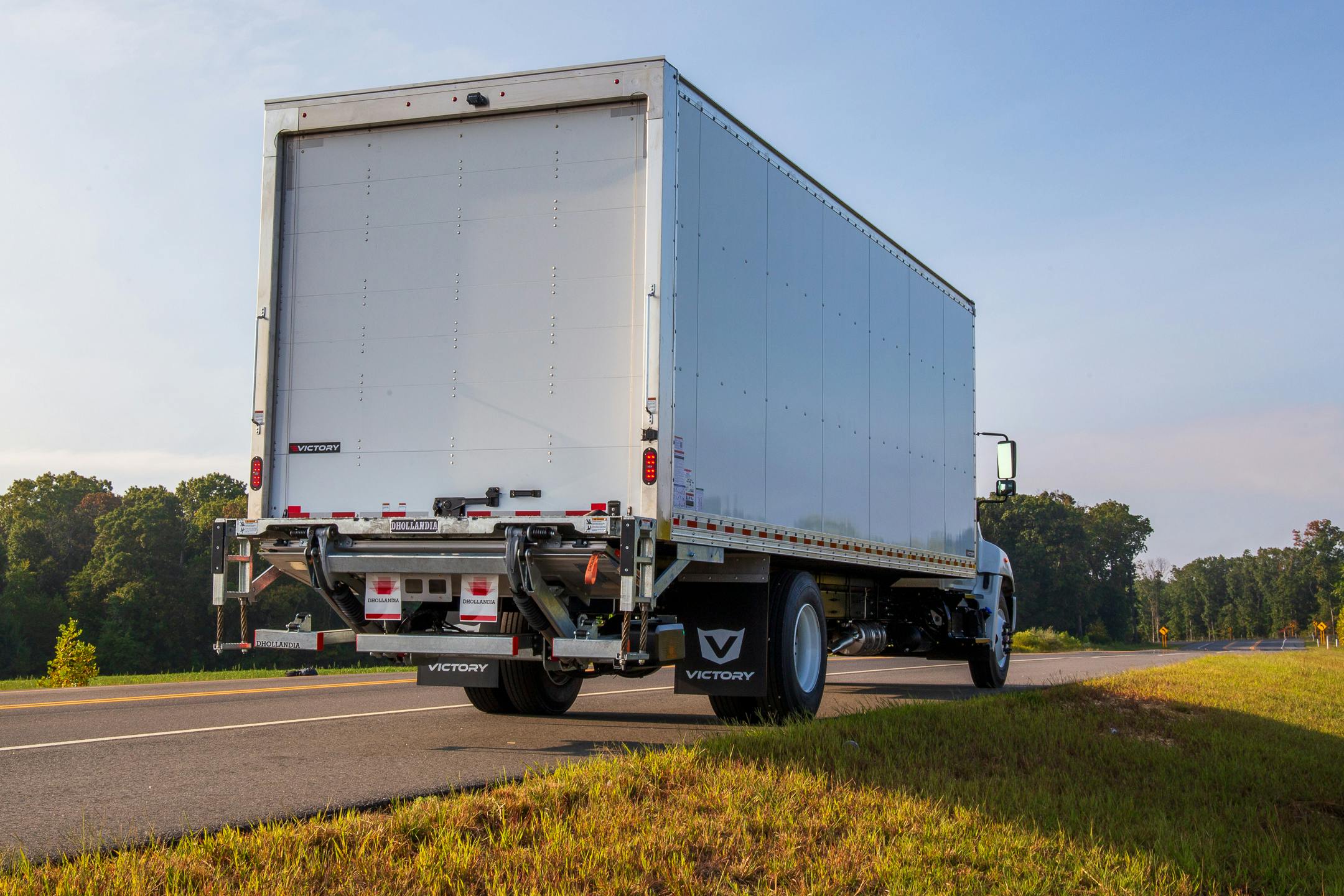 67969092bd4a6e2cf9da0aeb Victorytruckbody1