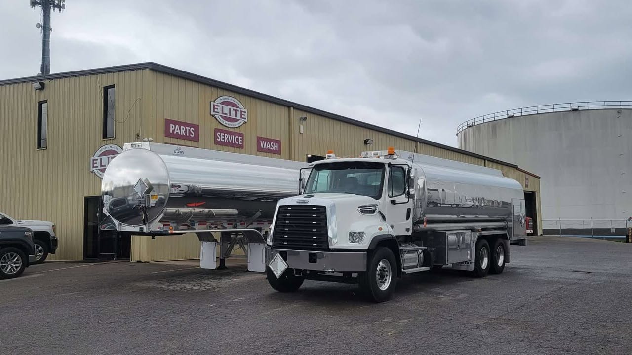 6817bfb2160cb207d15a89f4 Tremcar And Elite Trailer