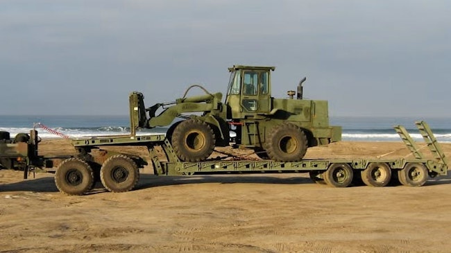 6817c26236b92aa80e303fa5 Heil Logistics Vehicle System Mk48 870
