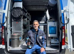 Service and refrigeration specialist Hatip Olcay operates the first Schmitz Cargobull service van. Service and refrigeration specialist Hatip Olcay operates the first Schmitz Cargobull service van.