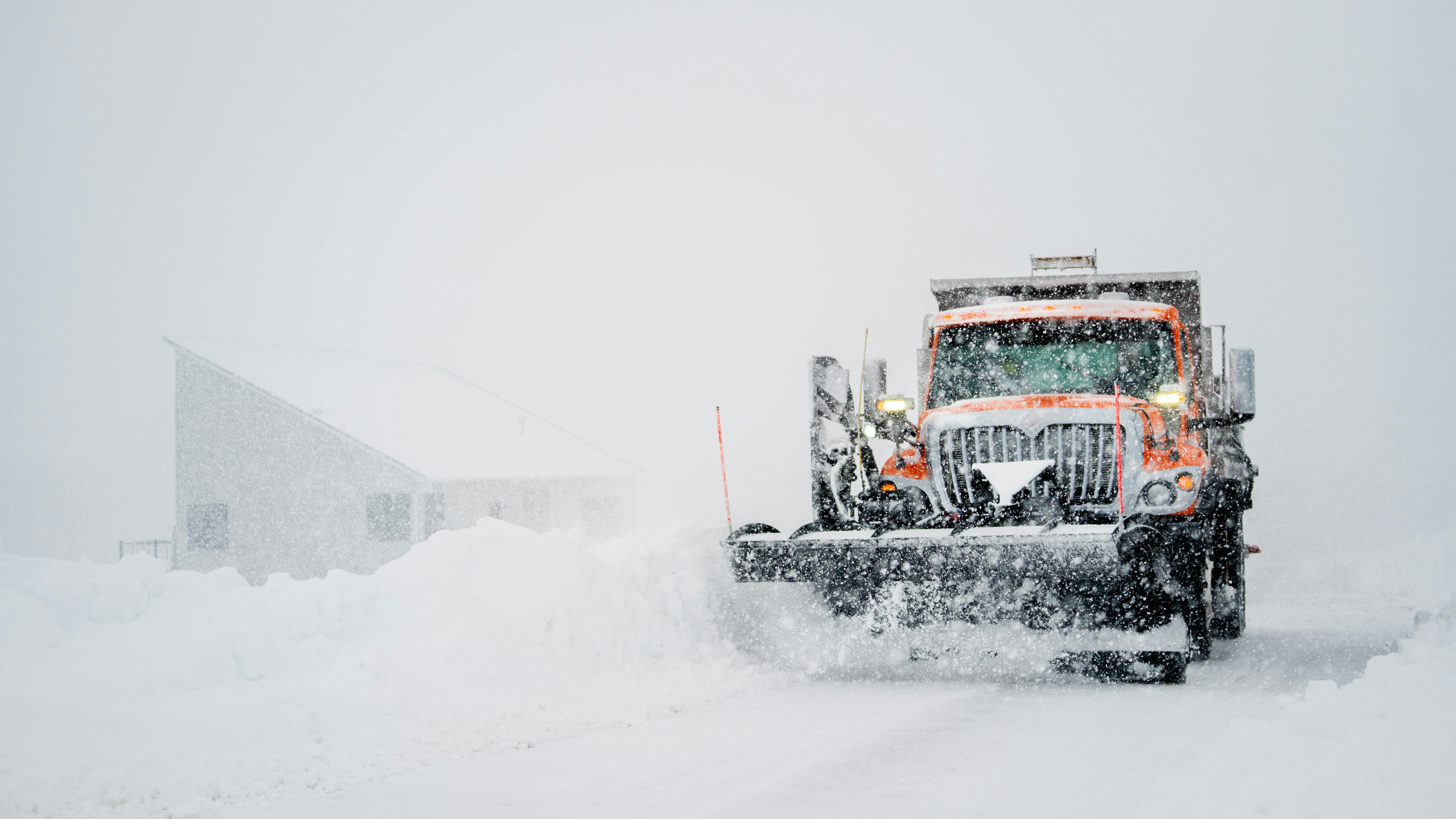 As temperatures increase, municipal fleets will use fewer Class 8 straights with multiple large plows mounted on them, and more tractors to pull tank trailers filled with brine, according to the CMPF report.
