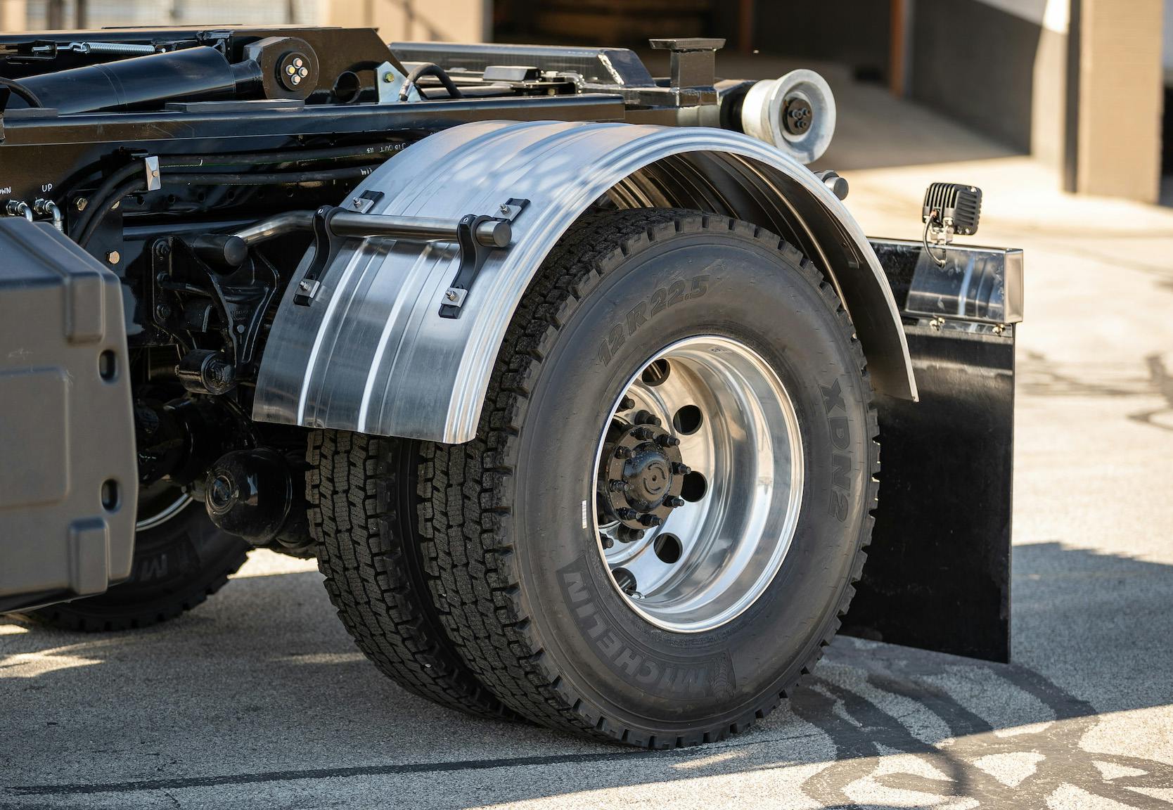 68af21feea98ba95c28f9e3b Buyersaluminumfender