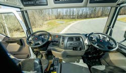 68ecef6e4c08052fc211c009 Fontaine Modification Peterbilt 220 Interior 68ecef6e4c08052fc211c009 Fontaine Modification Peterbilt 220 Interior