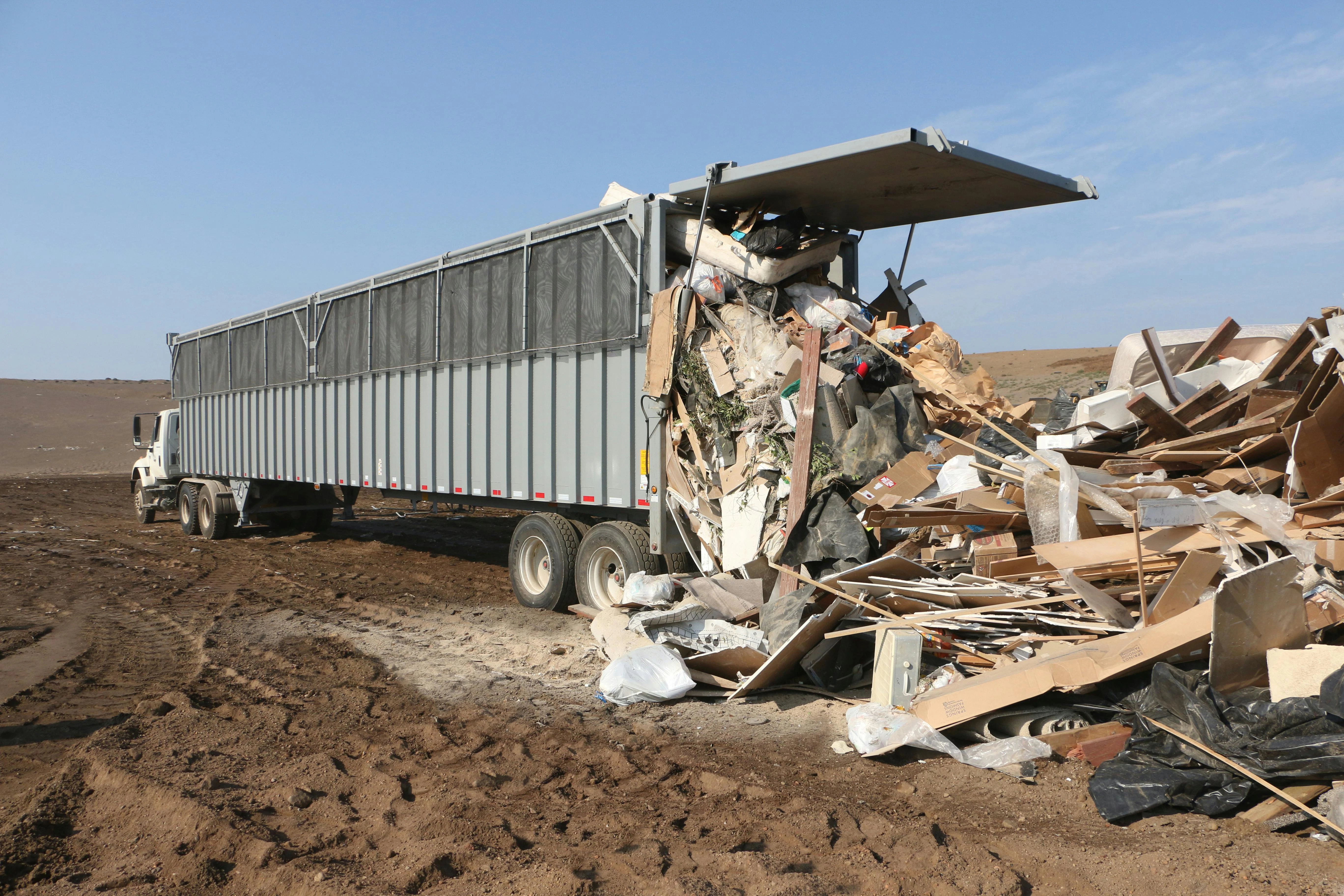 69938d199f05a1fdcdbe1435 Landfilltrailer Cover2025