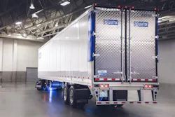 The PureBlue trailers’ 27.7% more airtight design reduces temperature fluctuations and extends refrigeration system life. The PureBlue trailers’ 27.7% more airtight design reduces temperature fluctuations and extends refrigeration system life.
