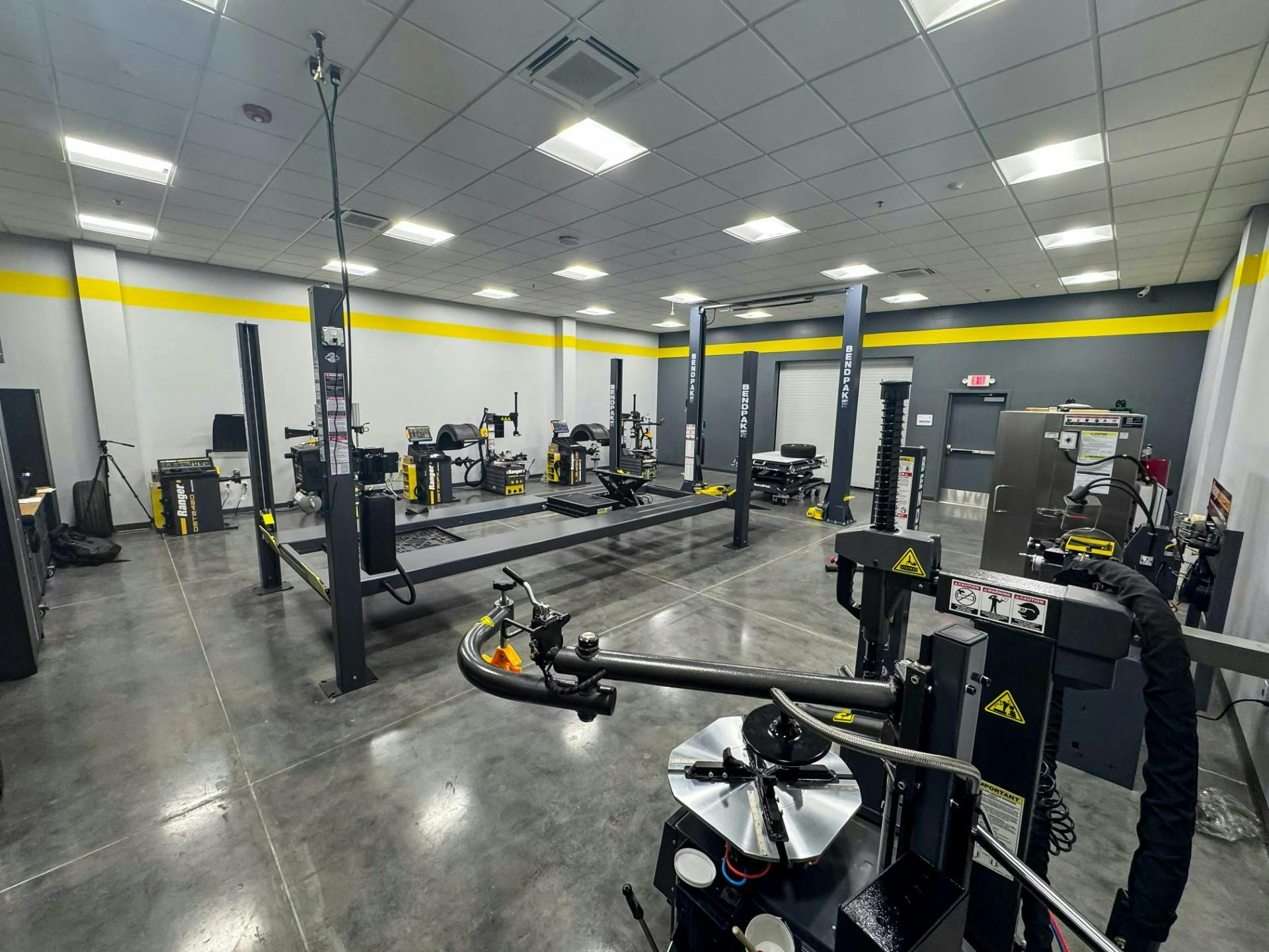 The facility includes a showroom featuring equipment from BendPak&rsquo;s brands that will be used for customer visits, product demonstrations, training, and events.